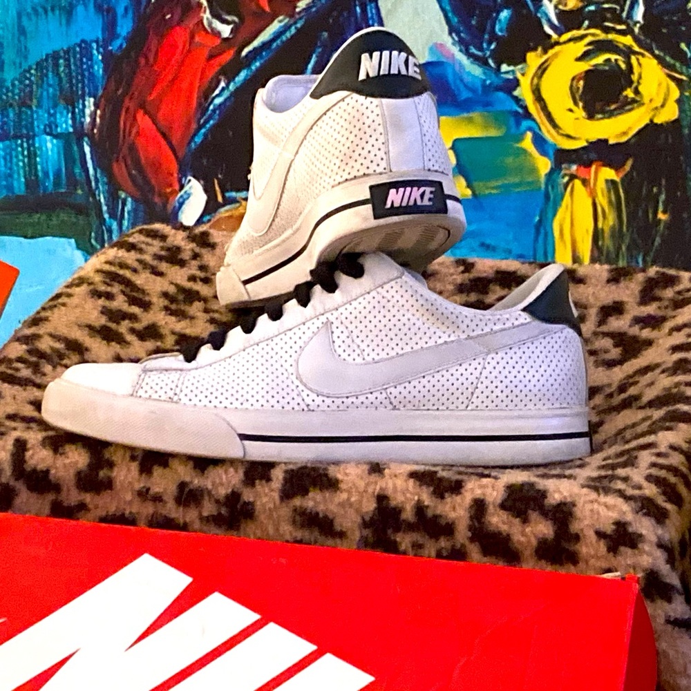 NIKE early 2008 BRS white/blk